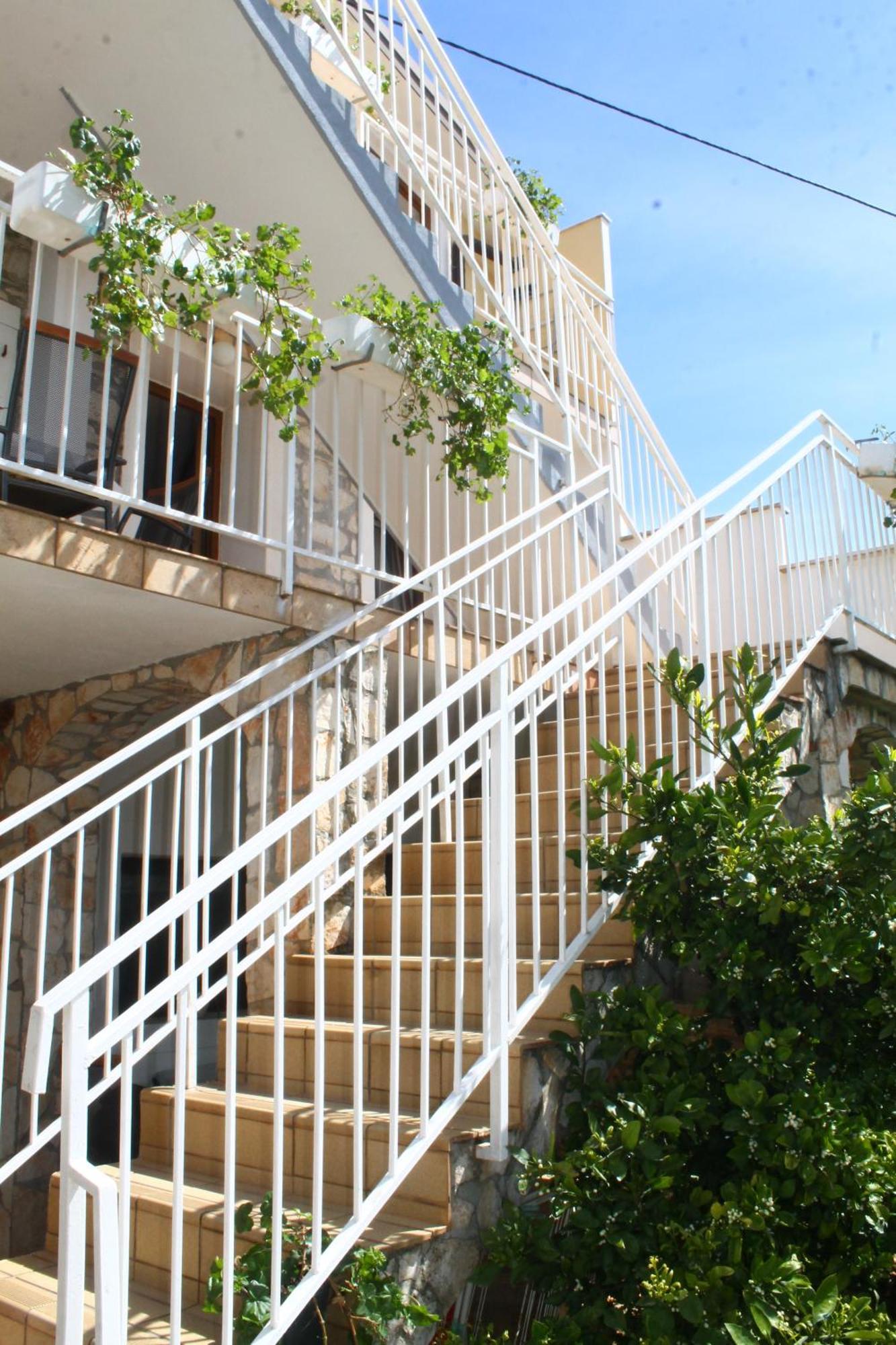 Gostinjska kuća Mara House With
